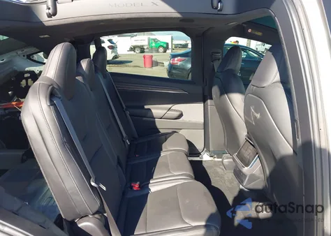 2022 Tesla Model X Dual Motor All-Wheel Drive/Plaid Tri Motor All-Wheel Drive from USA, damaged, VIN 7SAXCDE58NF350229